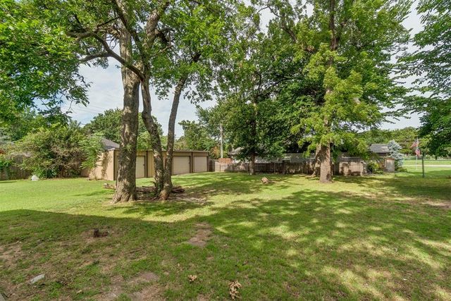 8328 NW 25th Street, Bethany, OK 73008