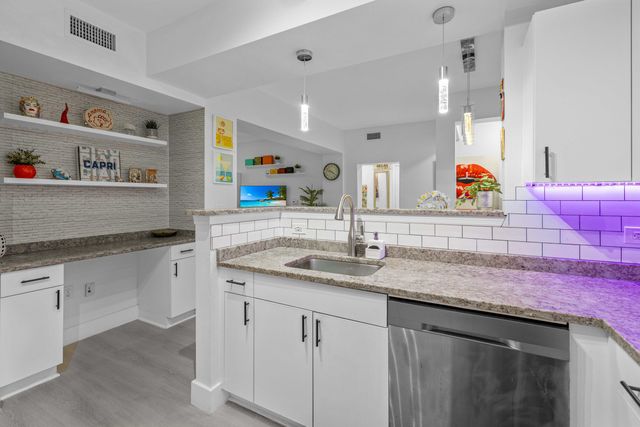 533 NE 3rd Avenue 339, Fort Lauderdale, FL 33301