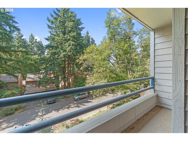 225 CERVANTES, Lake Oswego, OR 97035