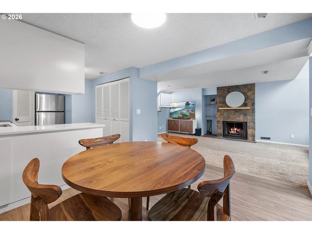 225 CERVANTES, Lake Oswego, OR 97035