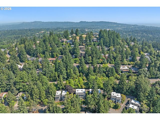 225 CERVANTES, Lake Oswego, OR 97035