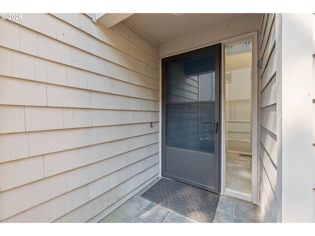 225 CERVANTES, Lake Oswego, OR 97035