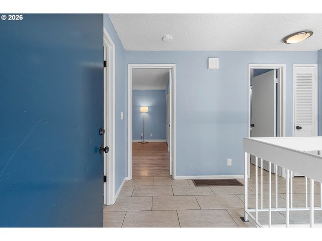 225 CERVANTES, Lake Oswego, OR 97035