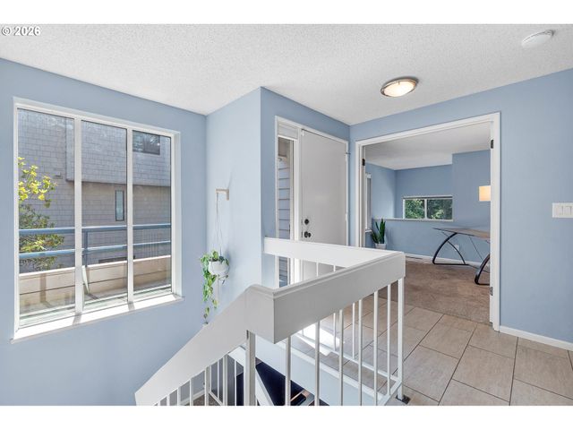 225 CERVANTES, Lake Oswego, OR 97035