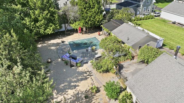 9 Waters St, Millbury, MA 01527