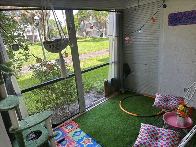 7500 NW 17th St 102, Plantation, FL 33313