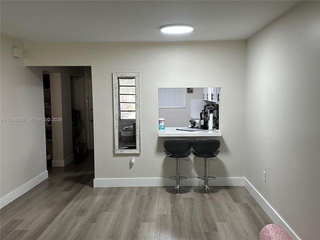 7500 NW 17th St 102, Plantation, FL 33313