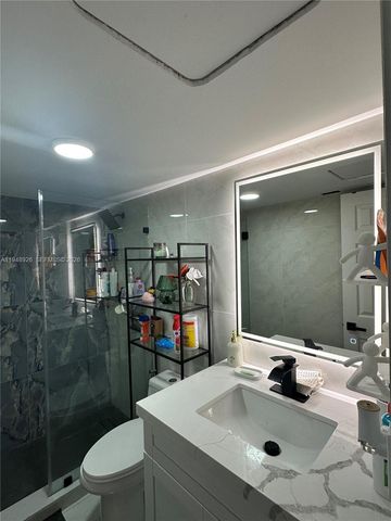 7500 NW 17th St 102, Plantation, FL 33313