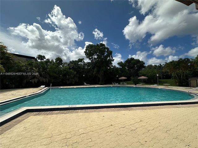 7500 NW 17th St 102, Plantation, FL 33313