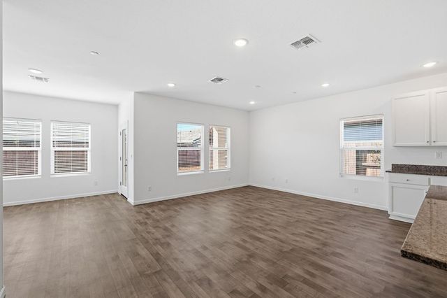 1120 Cedar Dr, Wheatland, CA 95692