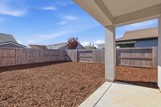 1120 Cedar Dr, Wheatland, CA 95692