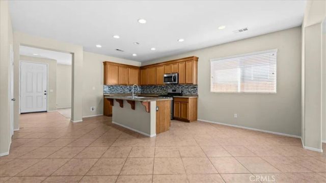 11768 Tiffany, Victorville, CA 92392