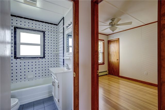 22 Burdick Avenue, Newport, RI 02840