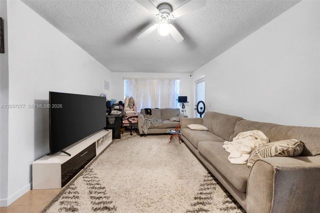4381 W Mcnab Rd 20, Pompano Beach, FL 33069