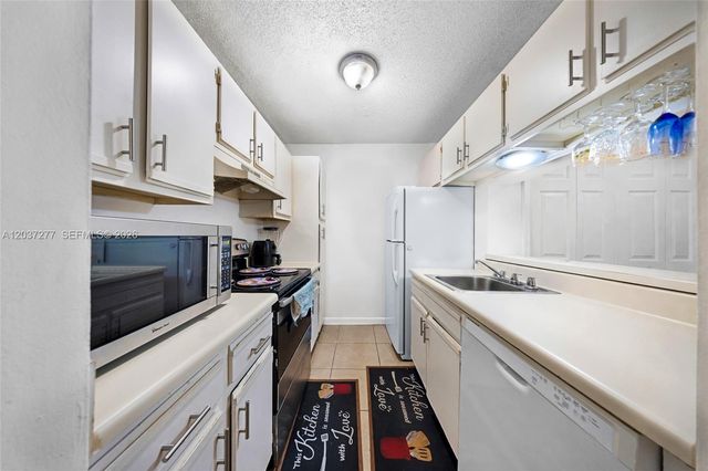 4381 W Mcnab Rd 20, Pompano Beach, FL 33069