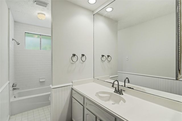 16007 Fathom Lane, Houston, TX 77062