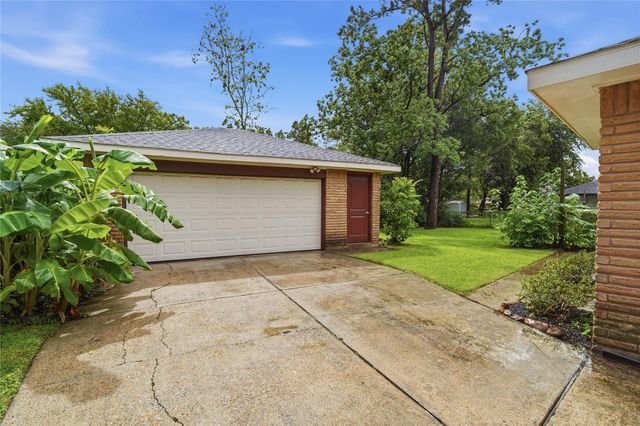 16007 Fathom Lane, Houston, TX 77062