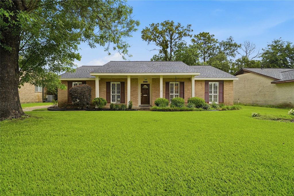 16007 Fathom Lane, Houston, TX 77062