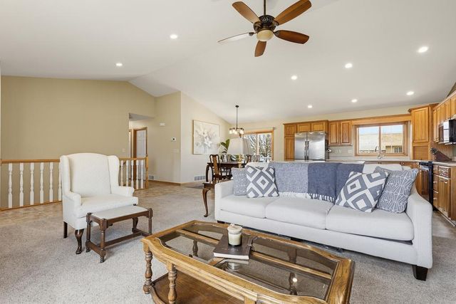 1221 Patricia Court, Marshall, MN 56258