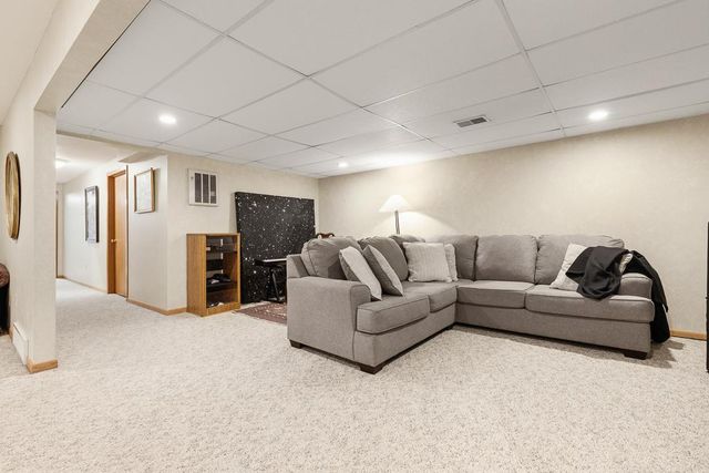 1221 Patricia Court, Marshall, MN 56258