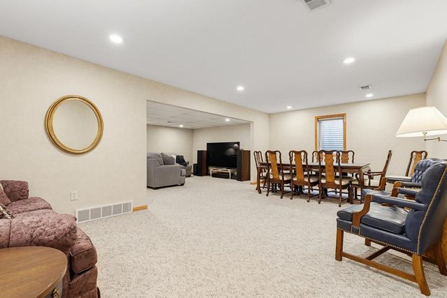 1221 Patricia Court, Marshall, MN 56258