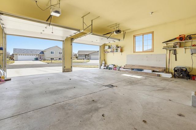 1221 Patricia Court, Marshall, MN 56258