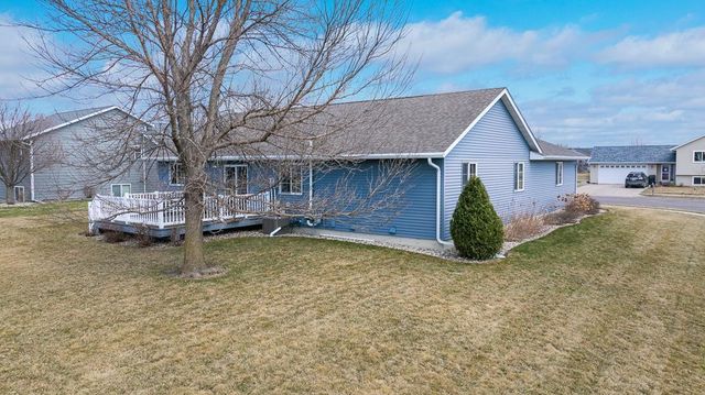 1221 Patricia Court, Marshall, MN 56258