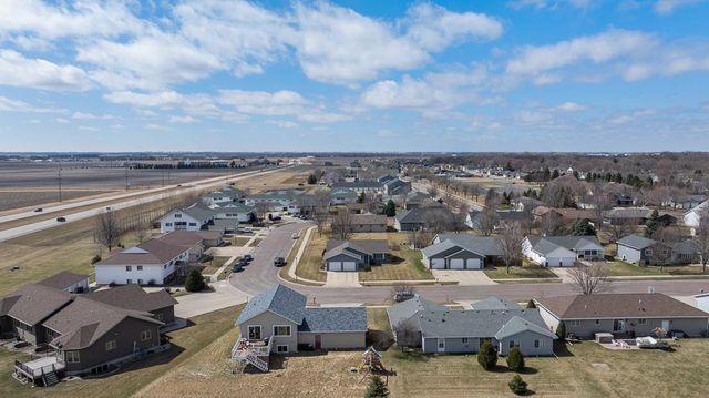 1221 Patricia Court, Marshall, MN 56258