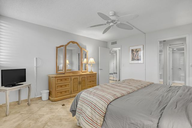 125 S Ocean Avenue 304, Palm Beach Shores, FL 33404