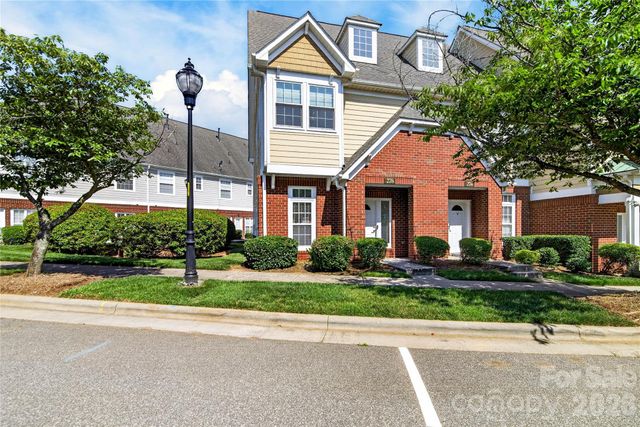 278 Davidson Gateway Drive, Davidson, NC 28036