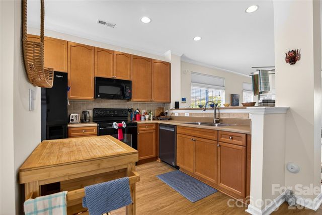 278 Davidson Gateway Drive, Davidson, NC 28036