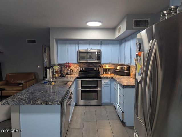 9808 S 45TH Place, Phoenix, AZ 85044