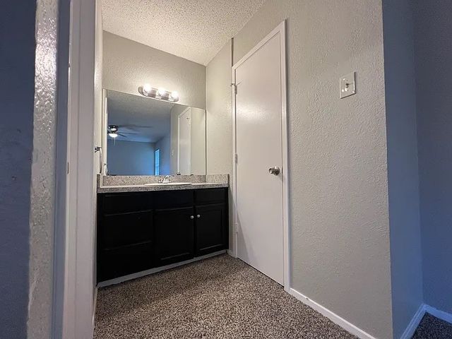 2408 Indigo Lane, Arlington, TX 76015