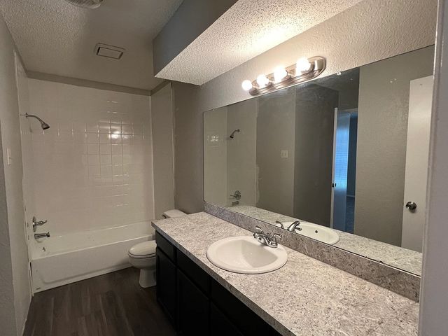 2408 Indigo Lane, Arlington, TX 76015