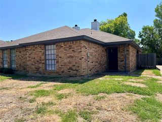 2408 Indigo Lane, Arlington, TX 76015
