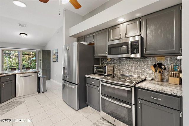 13850 HOLLOW LOG Court, Jacksonville, FL 32224