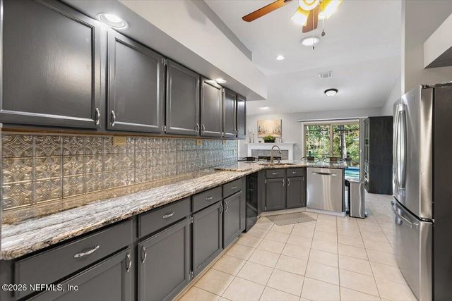 13850 HOLLOW LOG Court, Jacksonville, FL 32224