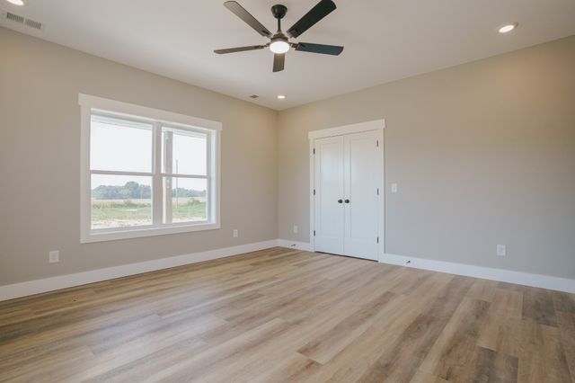 4678 William Woodard Rd, Springfield, TN 37172
