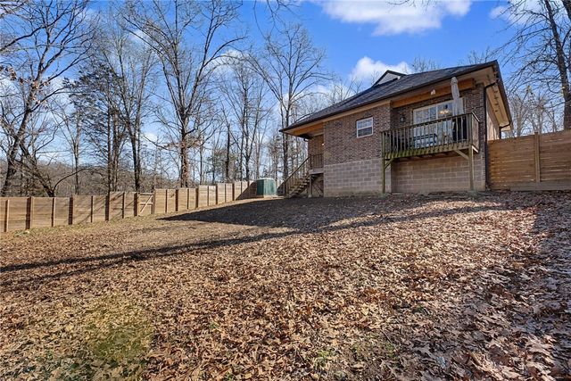 7 Netherton Lane, Bella Vista, AR 72715