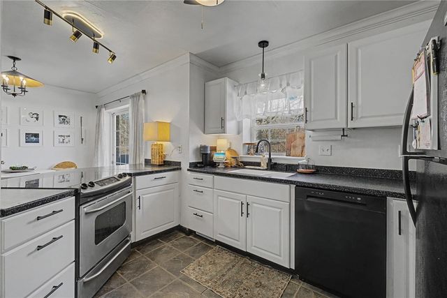 7 Netherton Lane, Bella Vista, AR 72715