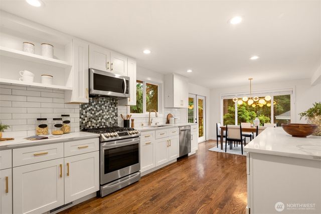 12510 SE 48th Place, Bellevue, WA 98006