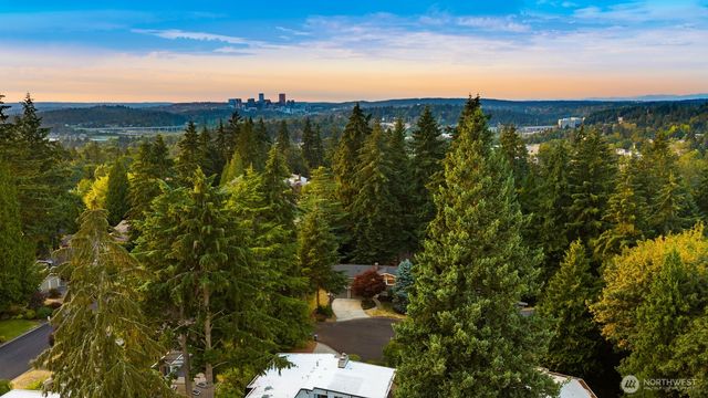 12510 SE 48th Place, Bellevue, WA 98006