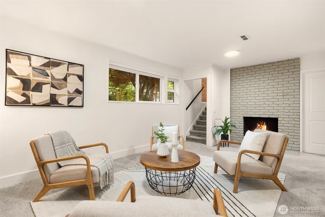 12510 SE 48th Place, Bellevue, WA 98006