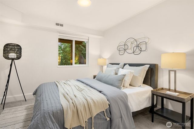 12510 SE 48th Place, Bellevue, WA 98006