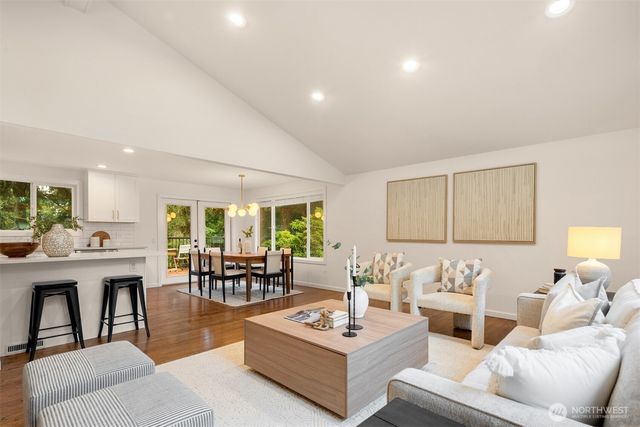12510 SE 48th Place, Bellevue, WA 98006