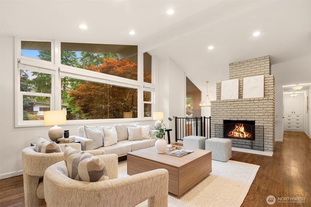 12510 SE 48th Place, Bellevue, WA 98006