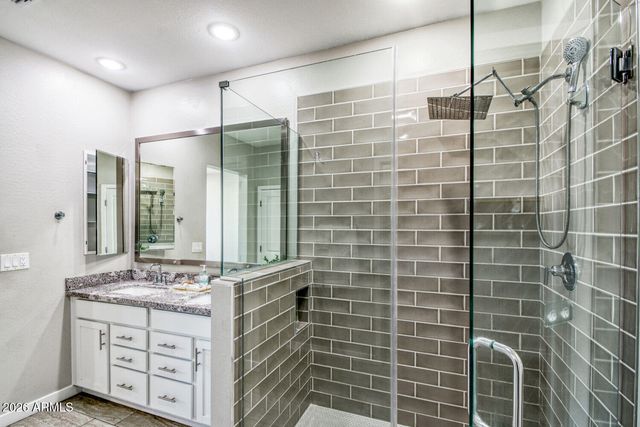 155 N LAKEVIEW Boulevard 243, Chandler, AZ 85225