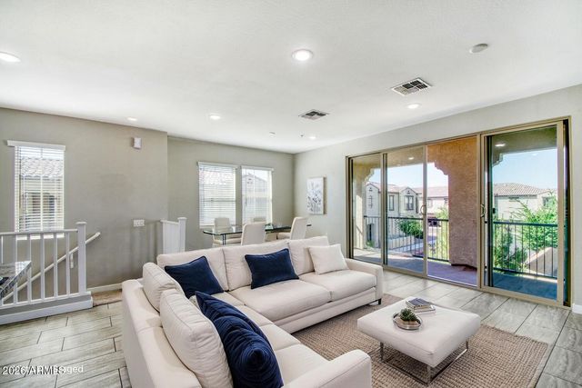 155 N LAKEVIEW Boulevard 243, Chandler, AZ 85225