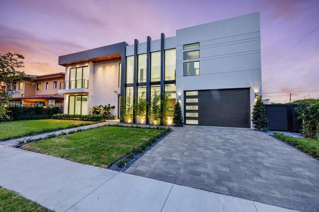 4231 SW 11th St, Miami, FL 33134