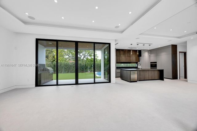 4231 SW 11th St, Miami, FL 33134